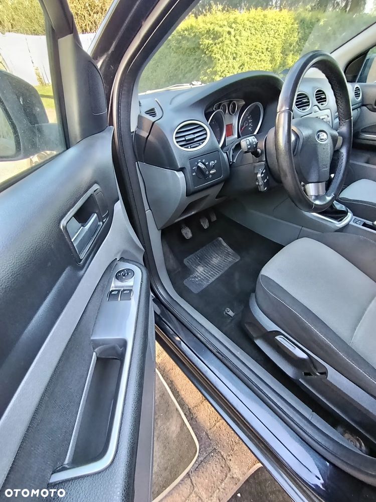 Ford Focus 1.6 TDCi Style - 12