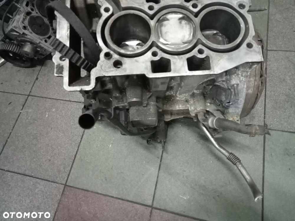 blok silnika citroen peugeot 1.2 thp hn02 kompletny - 6