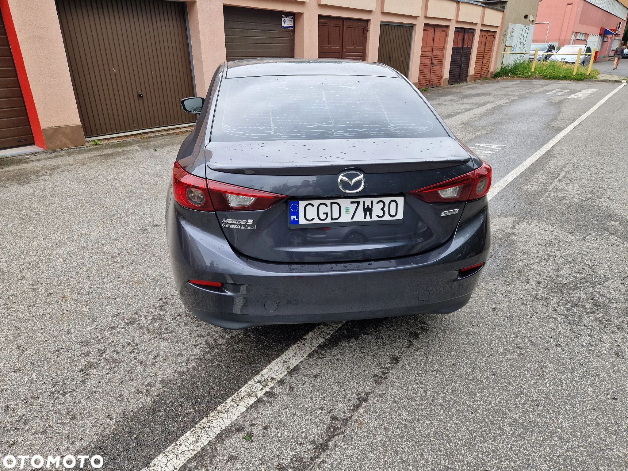 Mazda 3 - 10