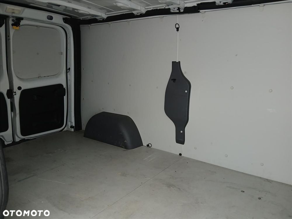 Renault trafic - 8