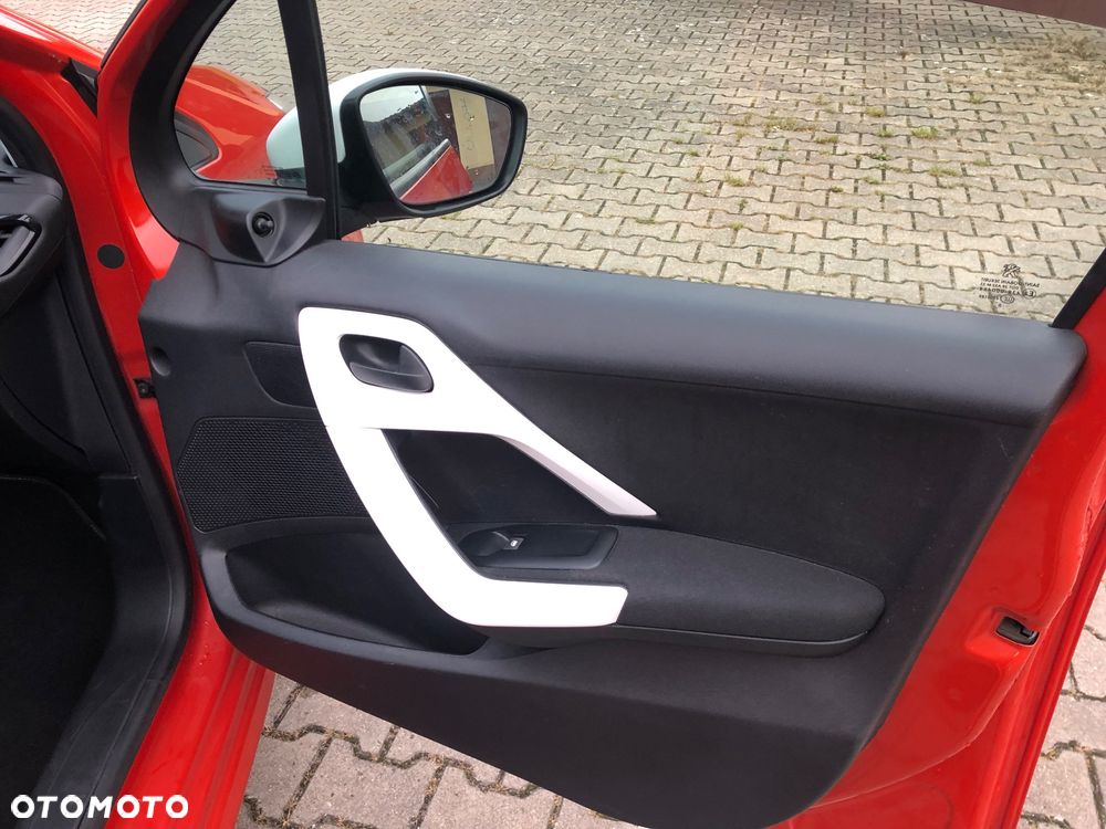 Peugeot 208 1.2 PureTech Access - 17