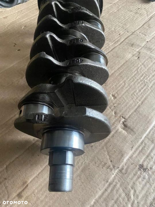 Wał korbowy Alfa Romeo 159 Croma 1.9 JTD 16v - 6