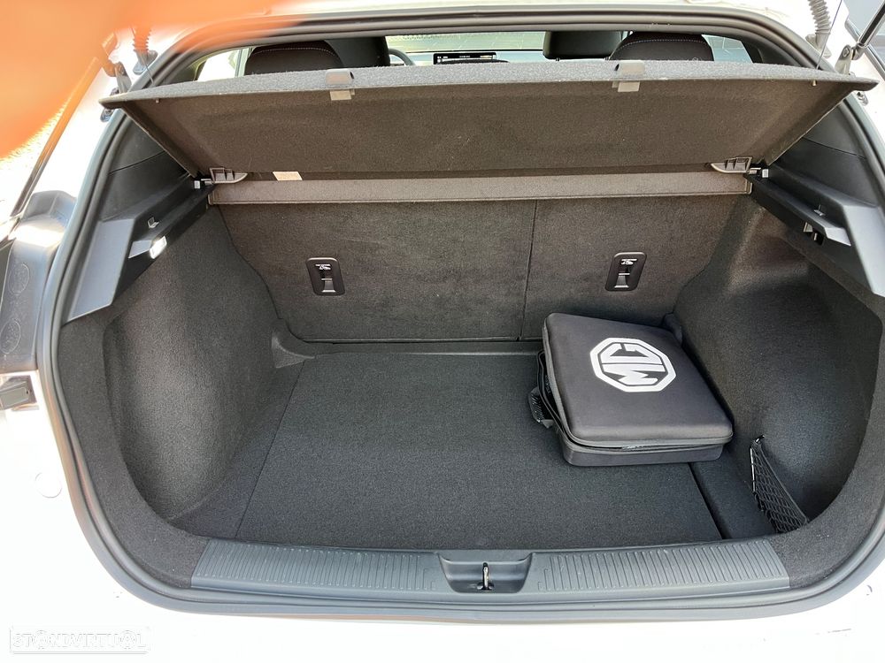 MG MG4 51 kWh Standard - 8