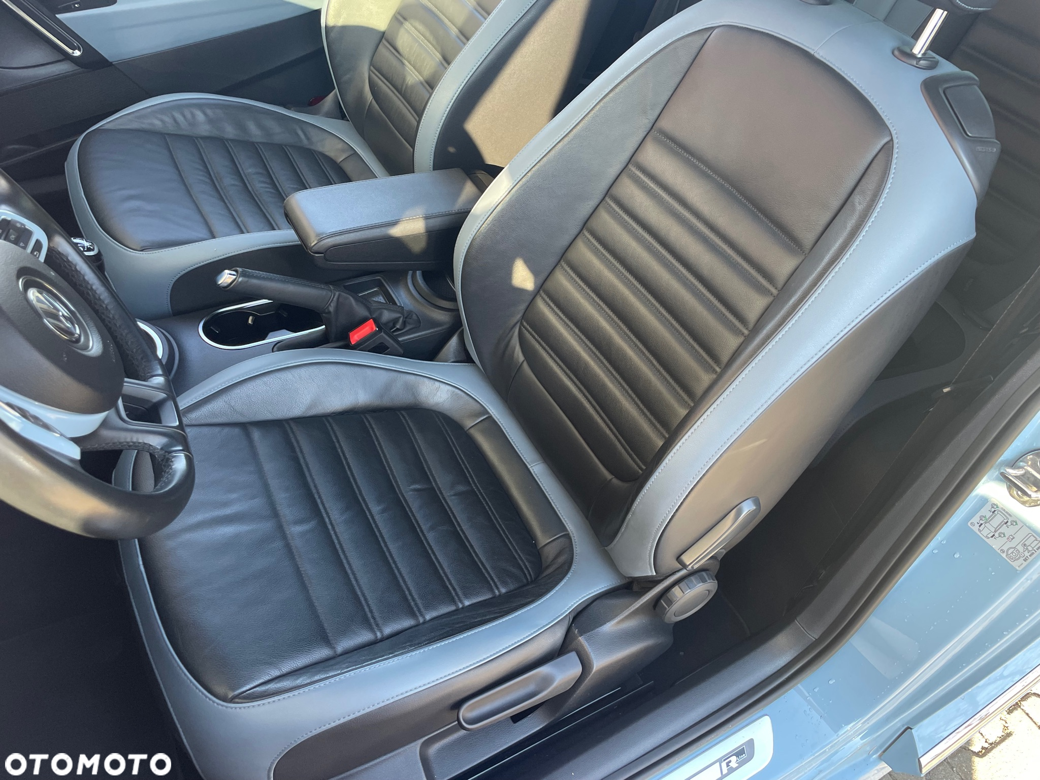 Volkswagen New Beetle - 24