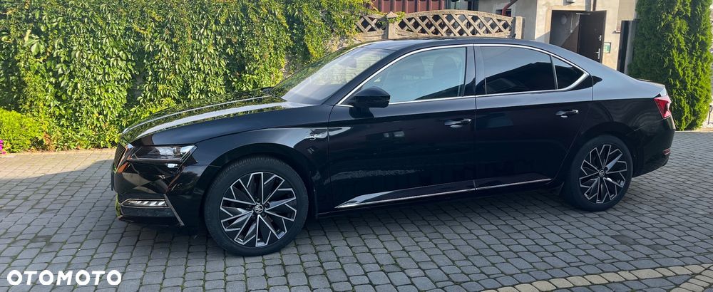 Skoda Superb 2.0 TDI SCR 4x4 L&K DSG - 11