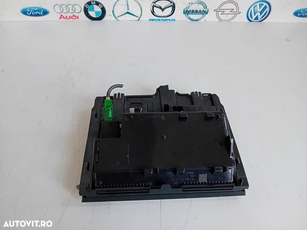 Modul Incarcare Wirelles Scrumiera Vw Passat B8 AN 2014-2020 Cod 3G1863071A Motor DFG Cutie UAX - 7