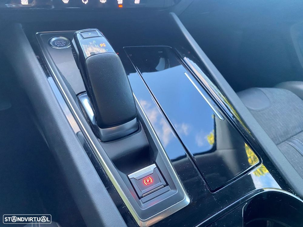 Peugeot 508 Plug-In Hybrid 225 e-EAT8 Allure Pack - 30