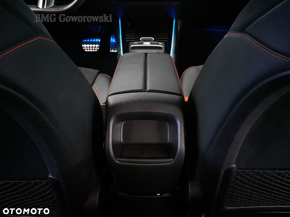 Mercedes-Benz GLB 200 mHEV AMG Line 7G-DCT - 13