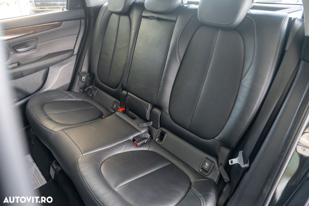 BMW Seria 2 218d Aut. - 23