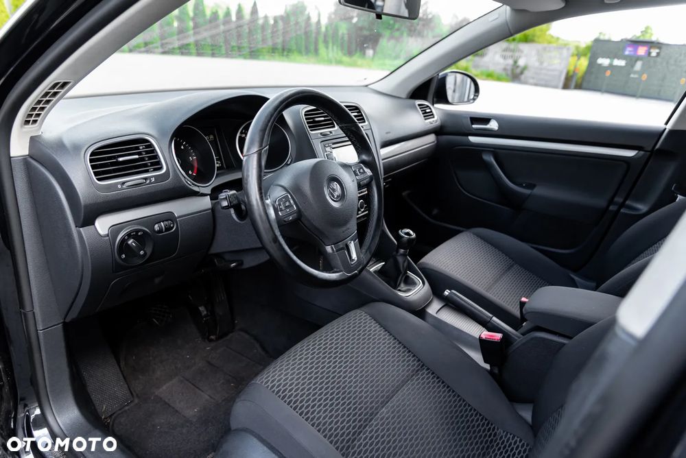 Volkswagen Golf 1.6 TDI DPF BlueMotion Technology Comfortline - 15