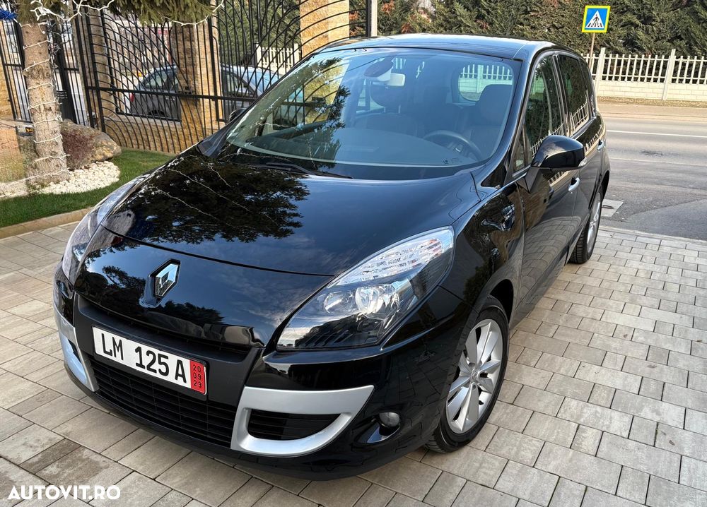 Renault Scenic - 1