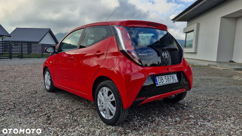 Toyota Aygo x-play - 23
