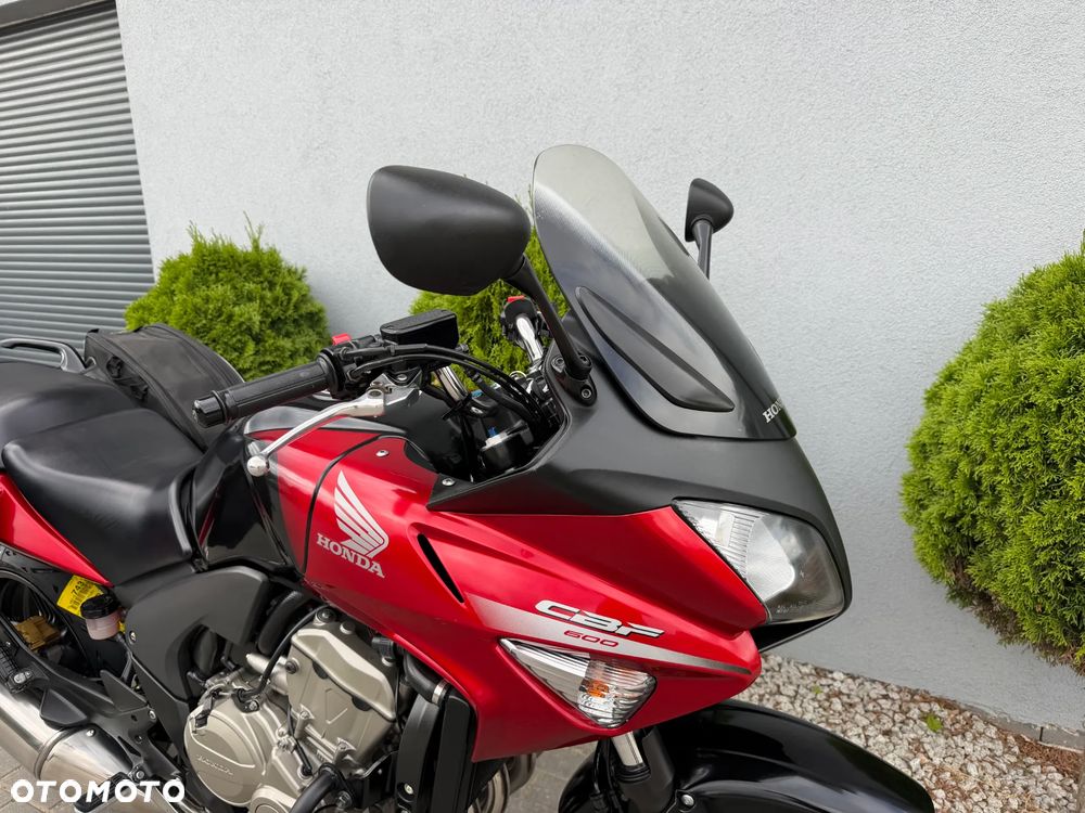 Honda CBF - 8