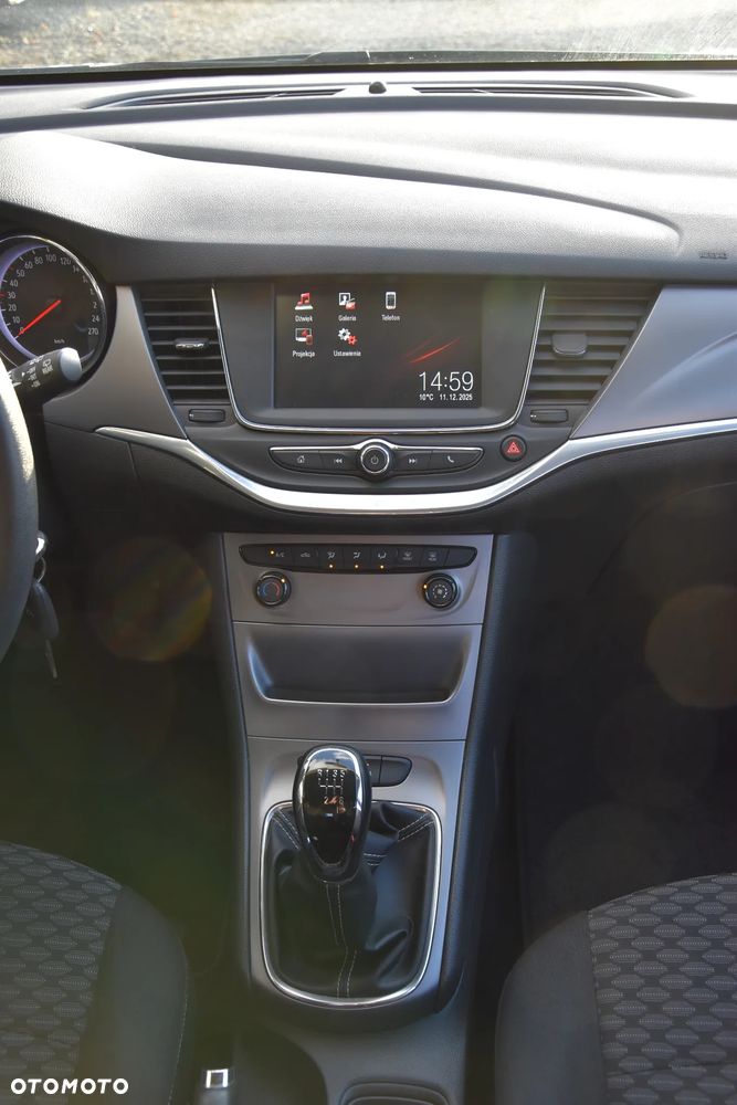 Opel Astra 1.4 Turbo Edition - 16