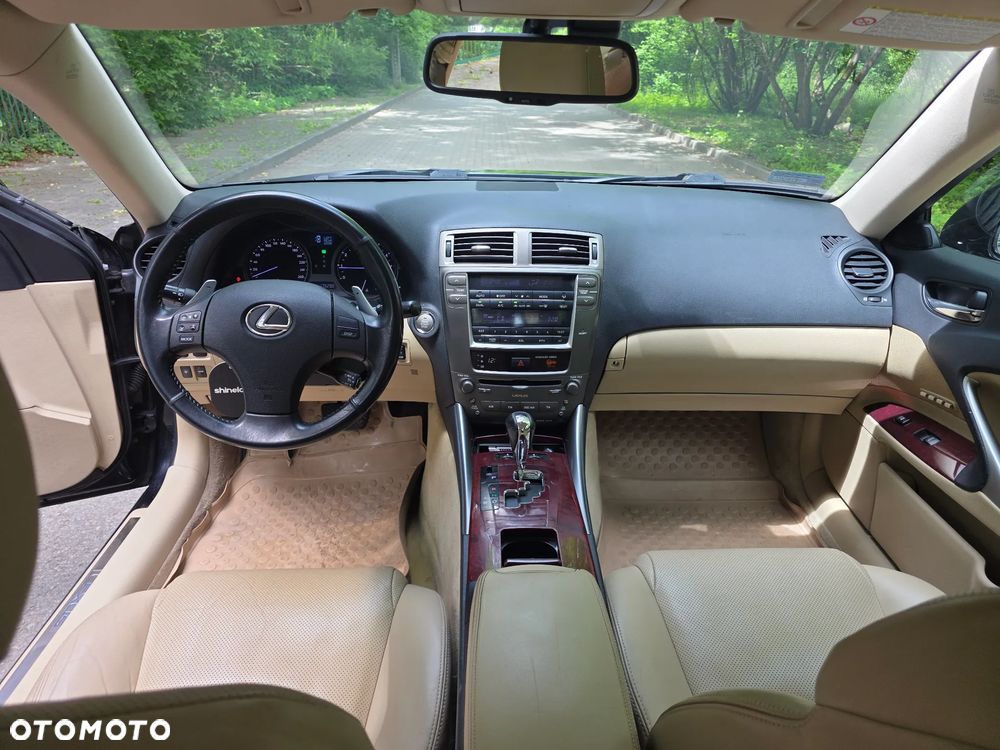 Lexus IS 250 Prestige - 14