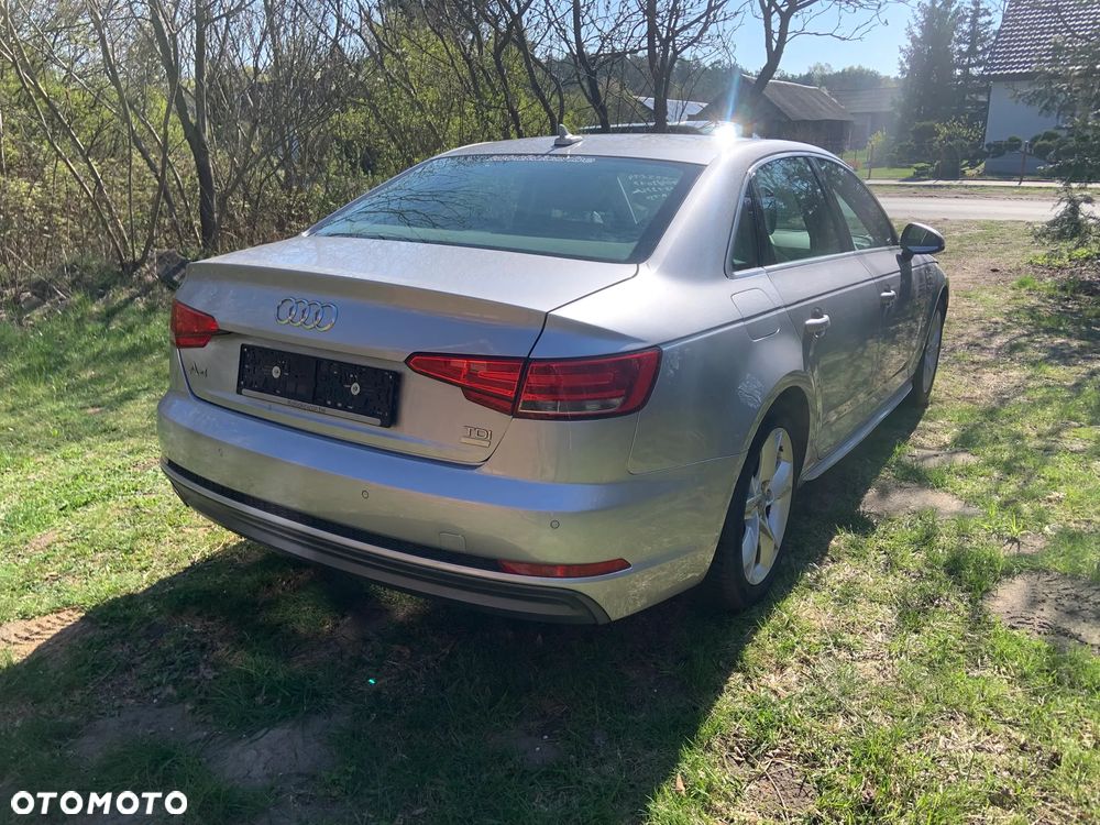 Audi A4 Limousine 2.0 TDI DPF S line Sportpaket - 5