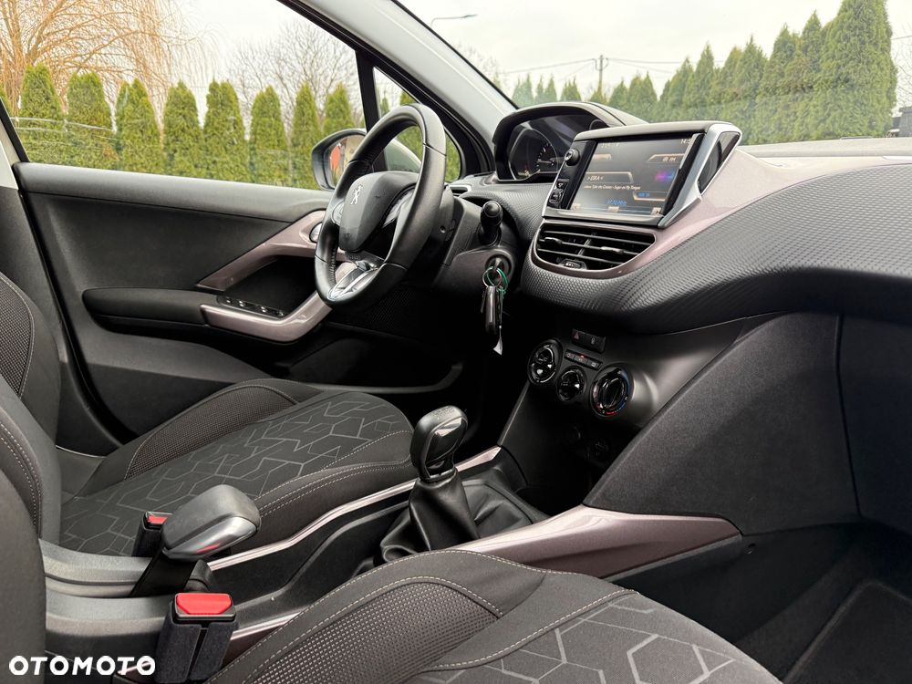 Peugeot 2008 PureTech 82 Active - 36