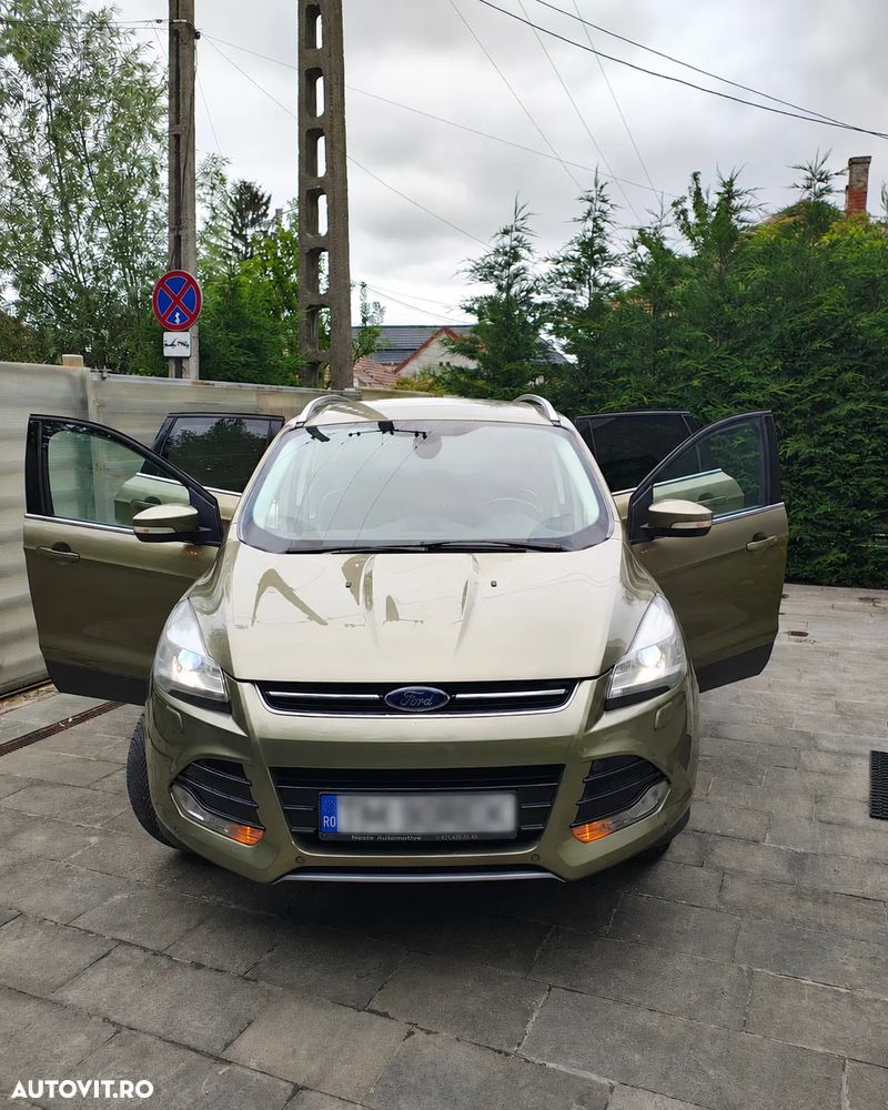 Ford Kuga 2.0 TDCi 4WD Powershift Titanium - 1