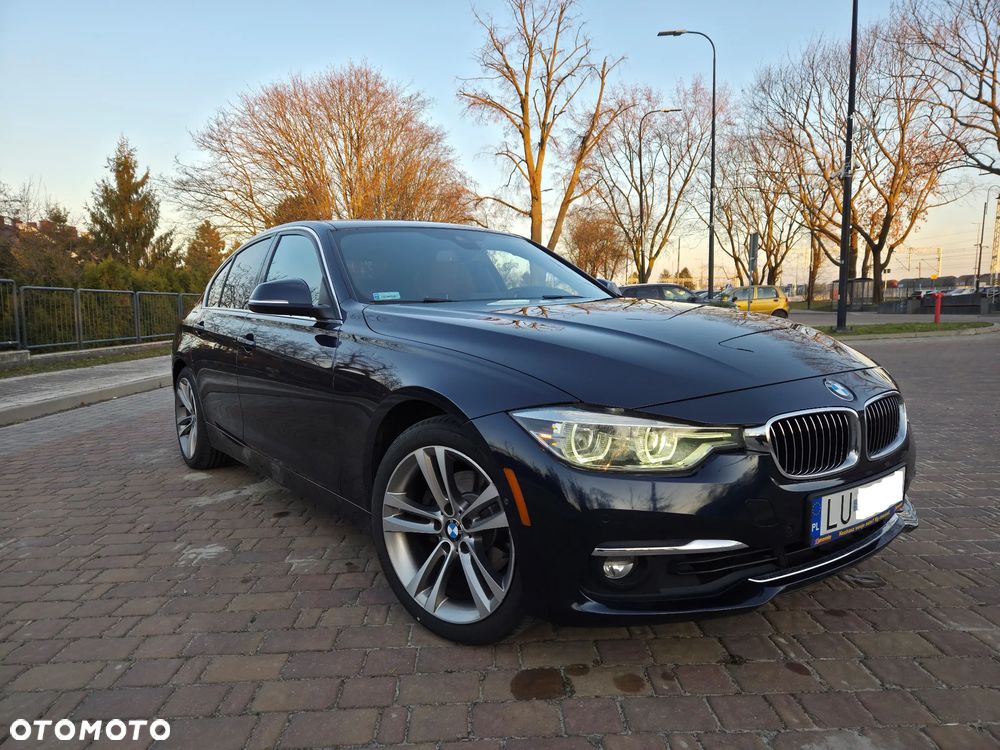 BMW Seria 3 328i Luxury Line - 16