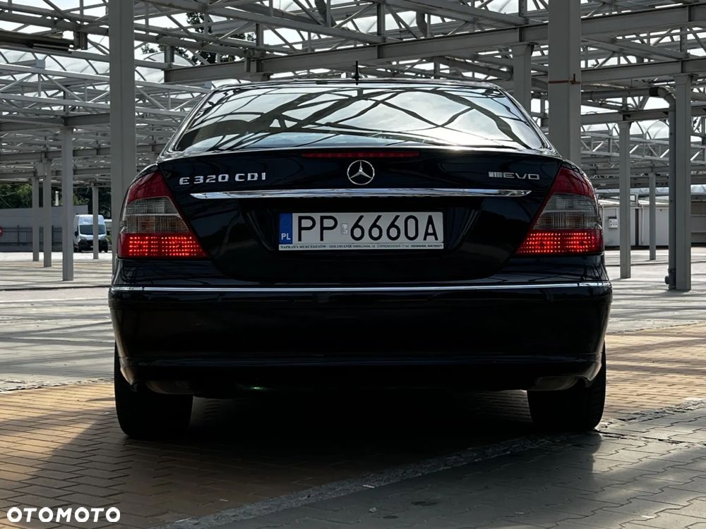 Mercedes-Benz Klasa E 320 CDI Elegance - 9