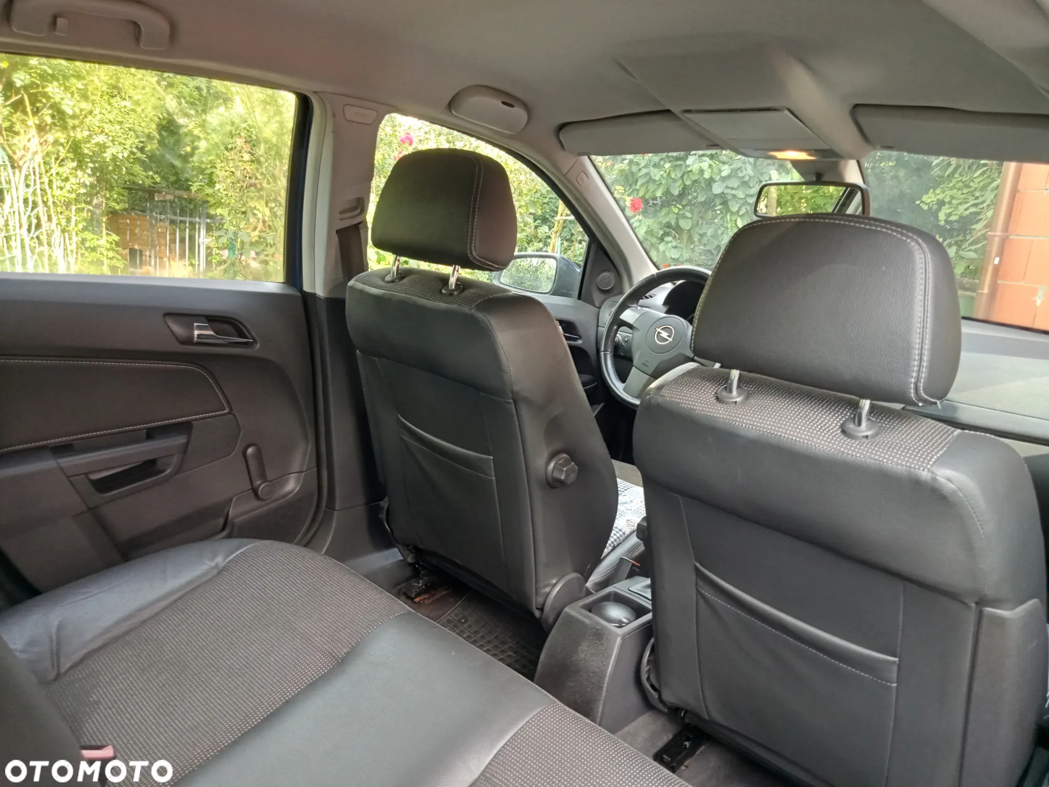 Opel Astra III 1.9 CDTI Essentia - 6