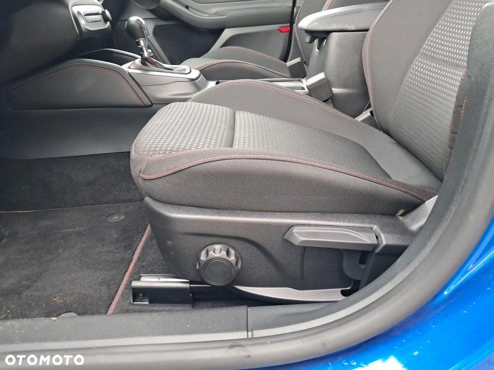 Ford Focus - 13