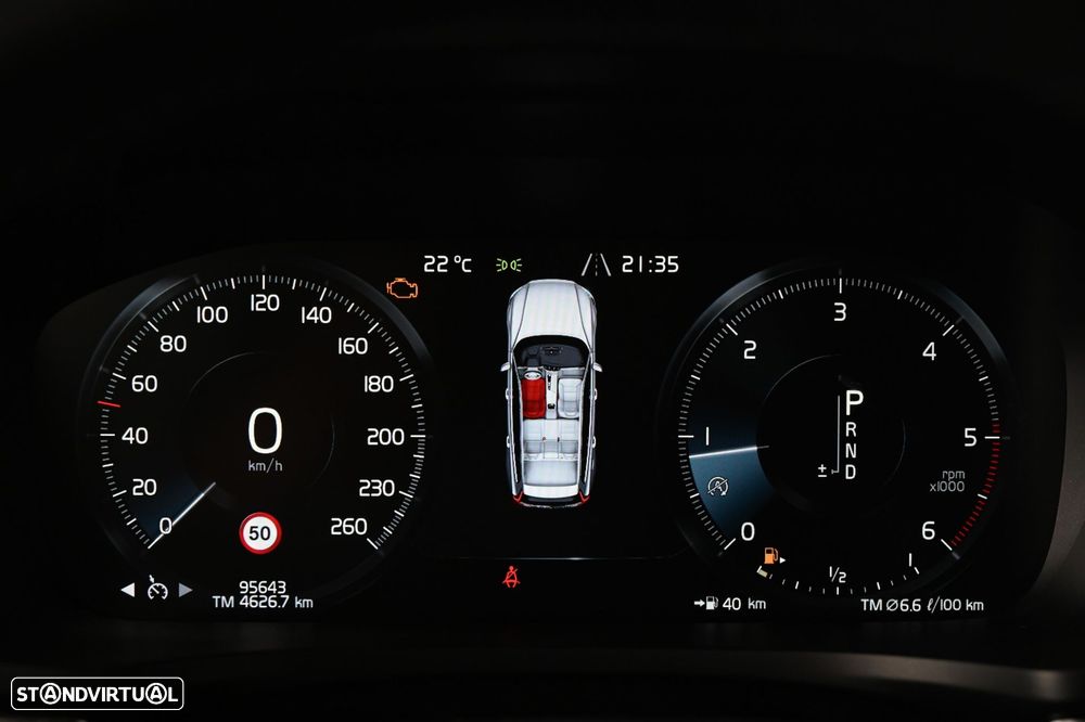 Volvo V60 2.0 D3 Momentum Geartronic - 4