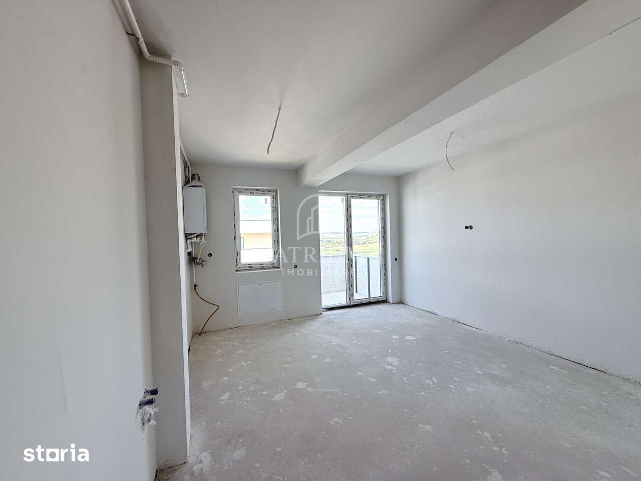 Apartment semi-finisat 3 camere, bloc nou, zona Apahida — fotografia 1