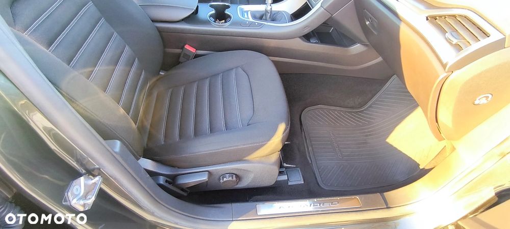 Ford Mondeo 1.5 EcoBoost Trend - 22