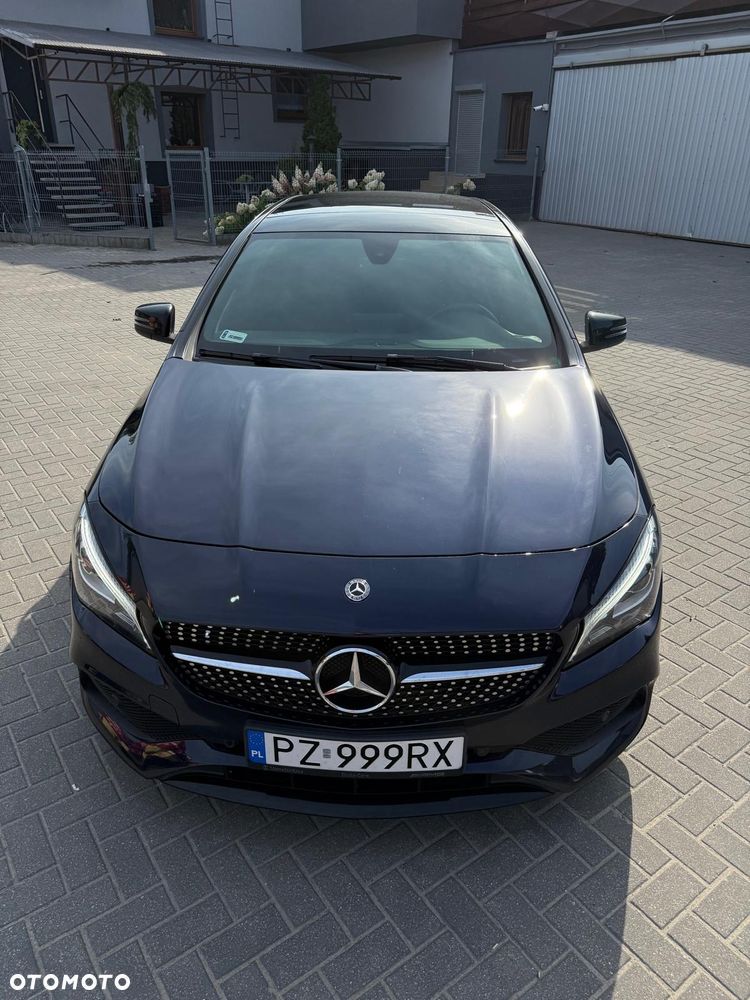 Mercedes-Benz CLA 220 4-Matic - 4
