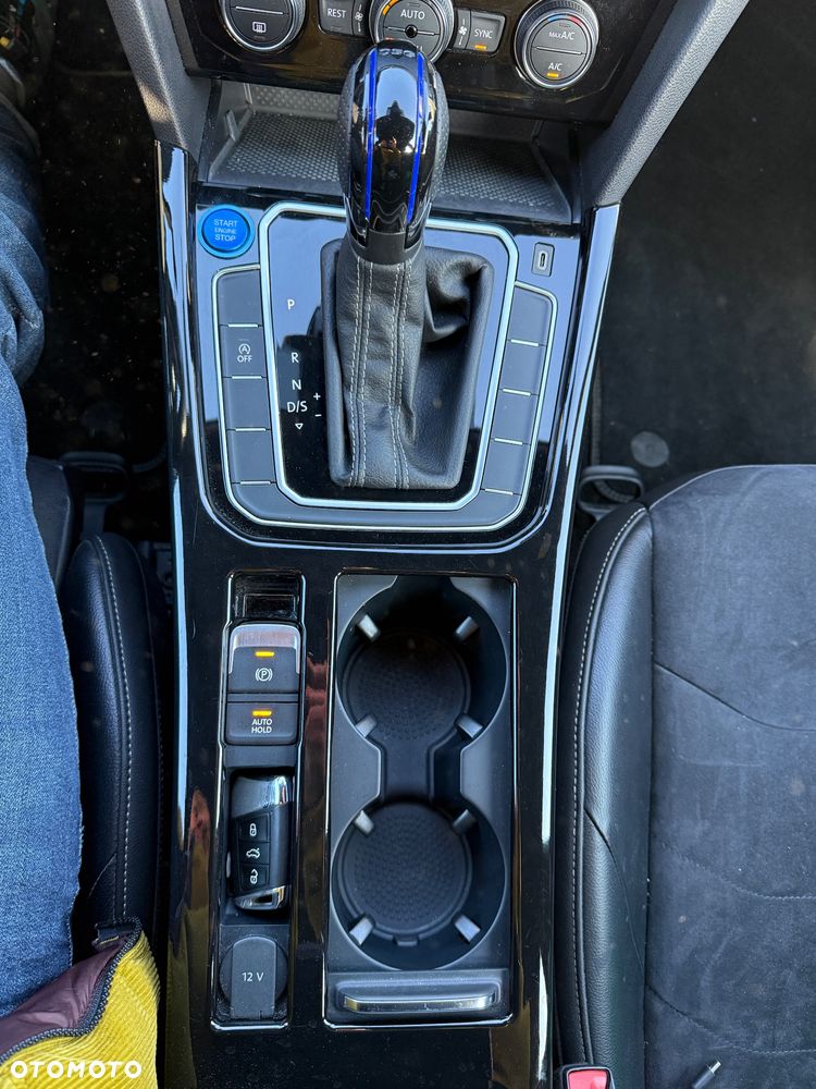 Volkswagen Arteon 2.0 TSI DSG R-Line - 17