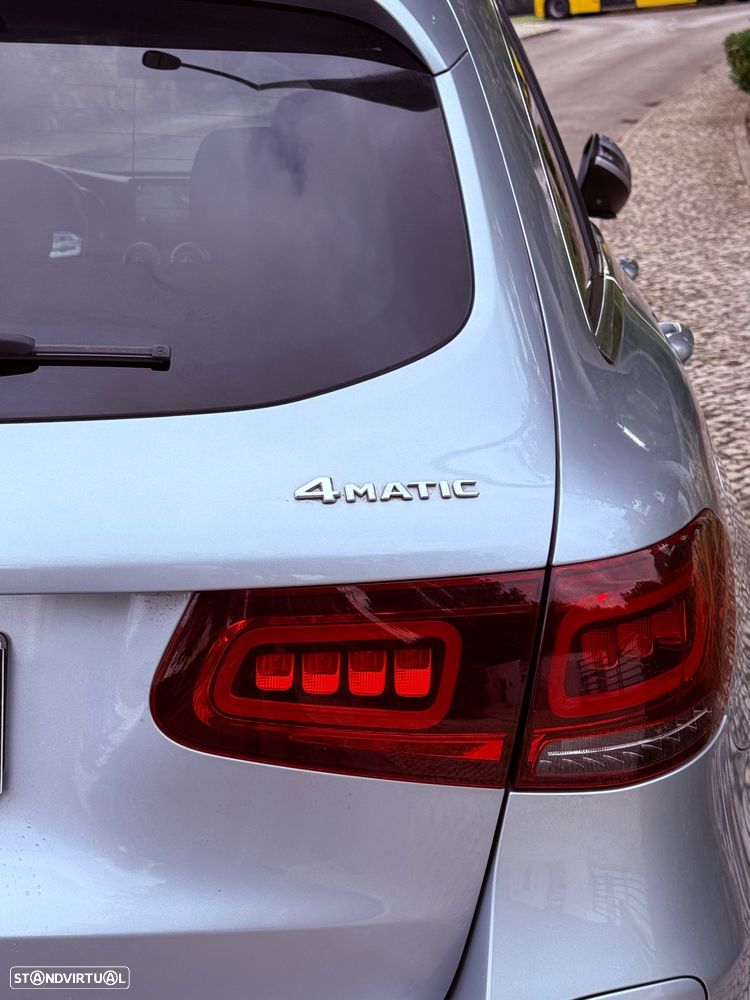 Mercedes-Benz GLC 300 de 4Matic 9G-TRONIC AMG Line - 24
