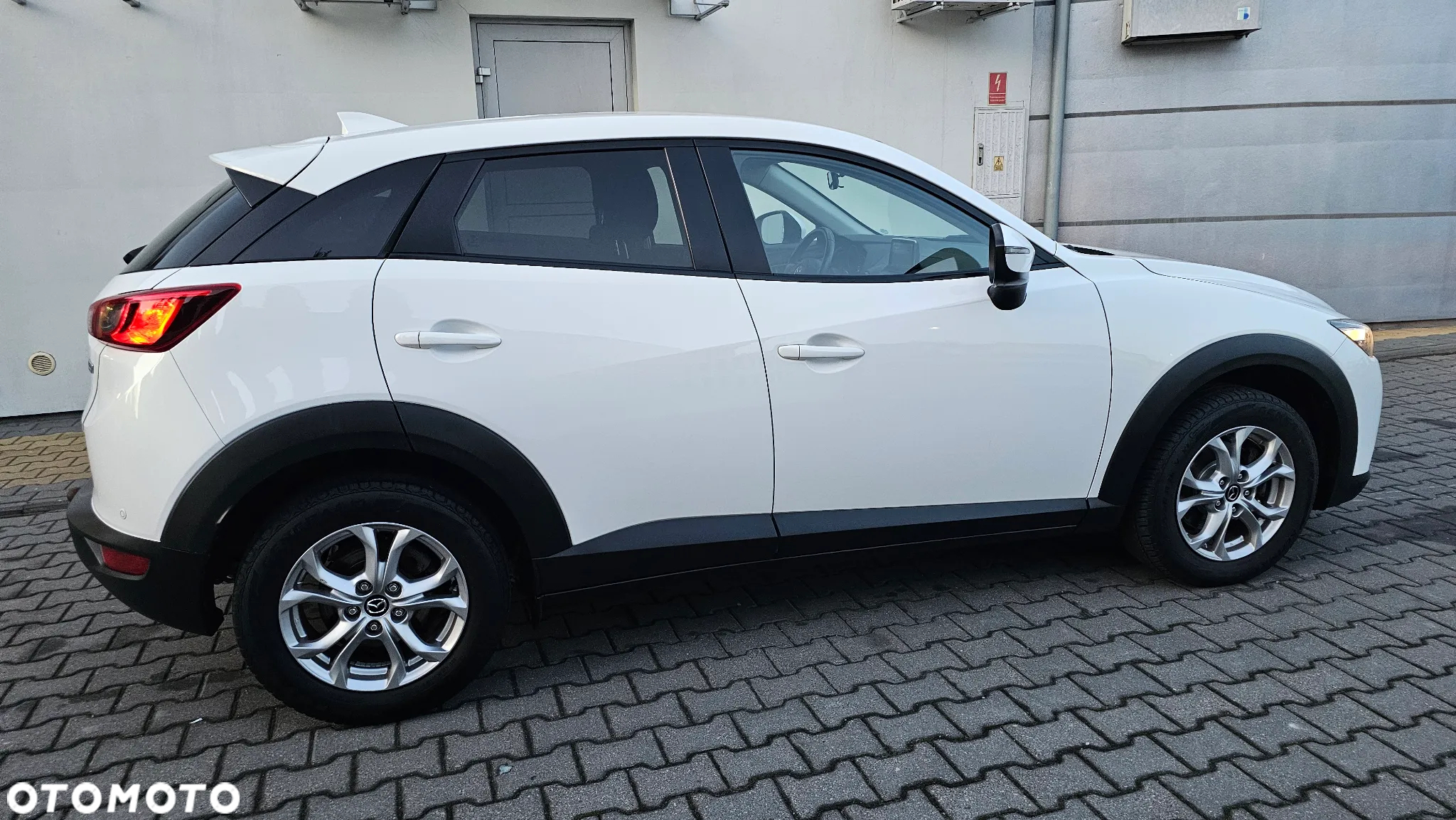 Mazda CX-3 SKYACTIV-D 105 FWD Sports-Line - 11