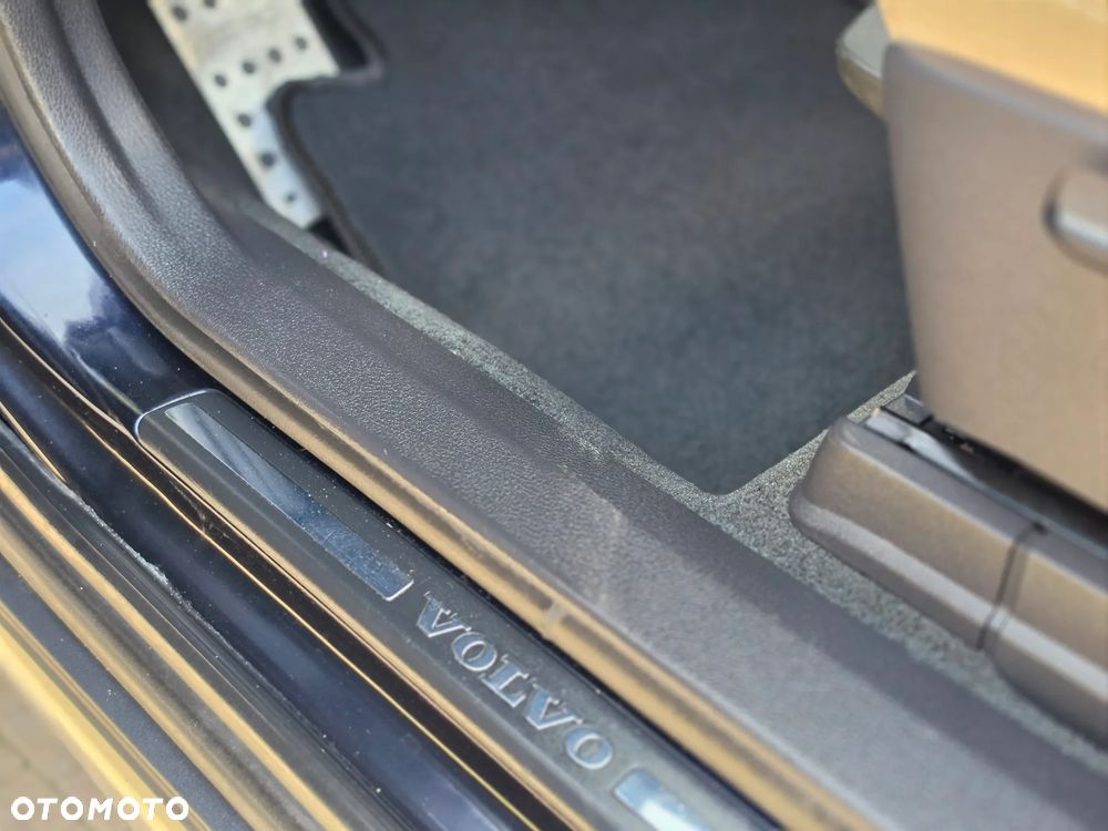 Volvo XC 90 - 18