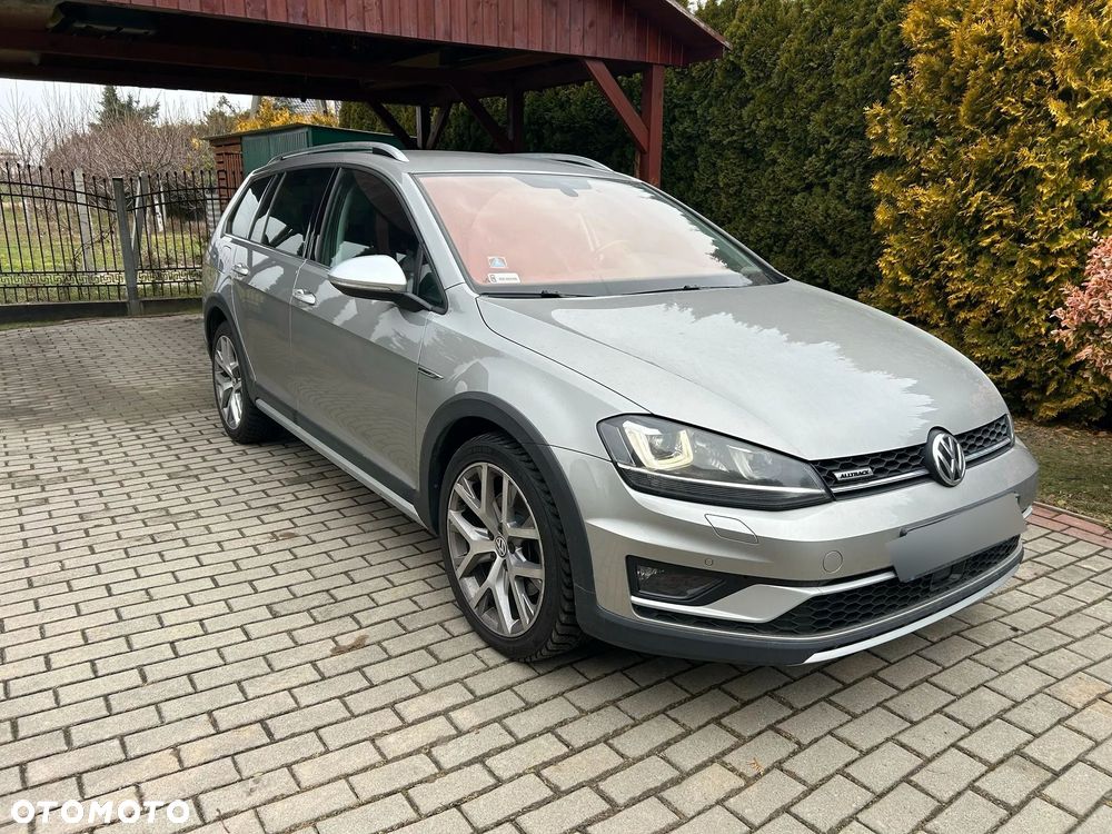 Volkswagen Golf Alltrack - 1