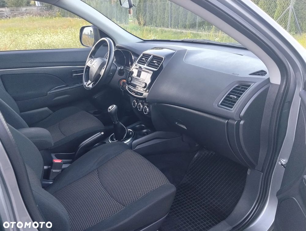 Mitsubishi ASX - 13