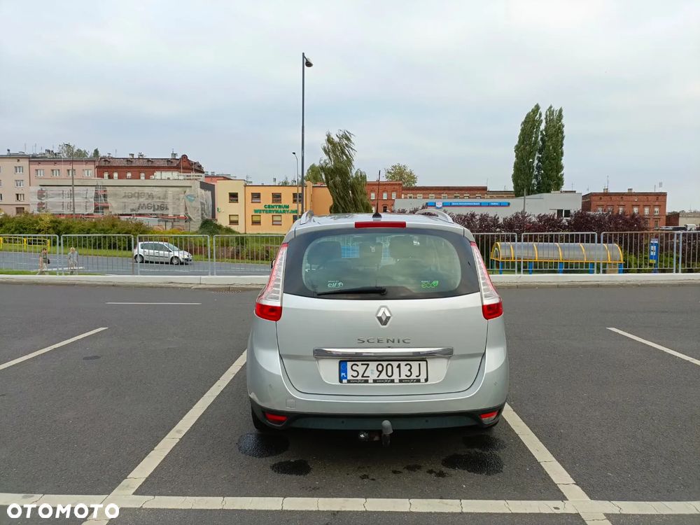 Renault Grand Scenic - 6