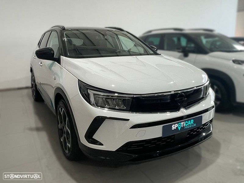 Opel Grandland 1.2 Hybrid GS eDCT - 2