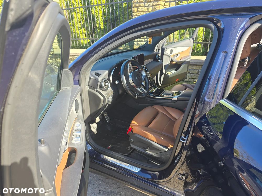 Mercedes-Benz GLC 200 d 4-Matic Business Edition - 4