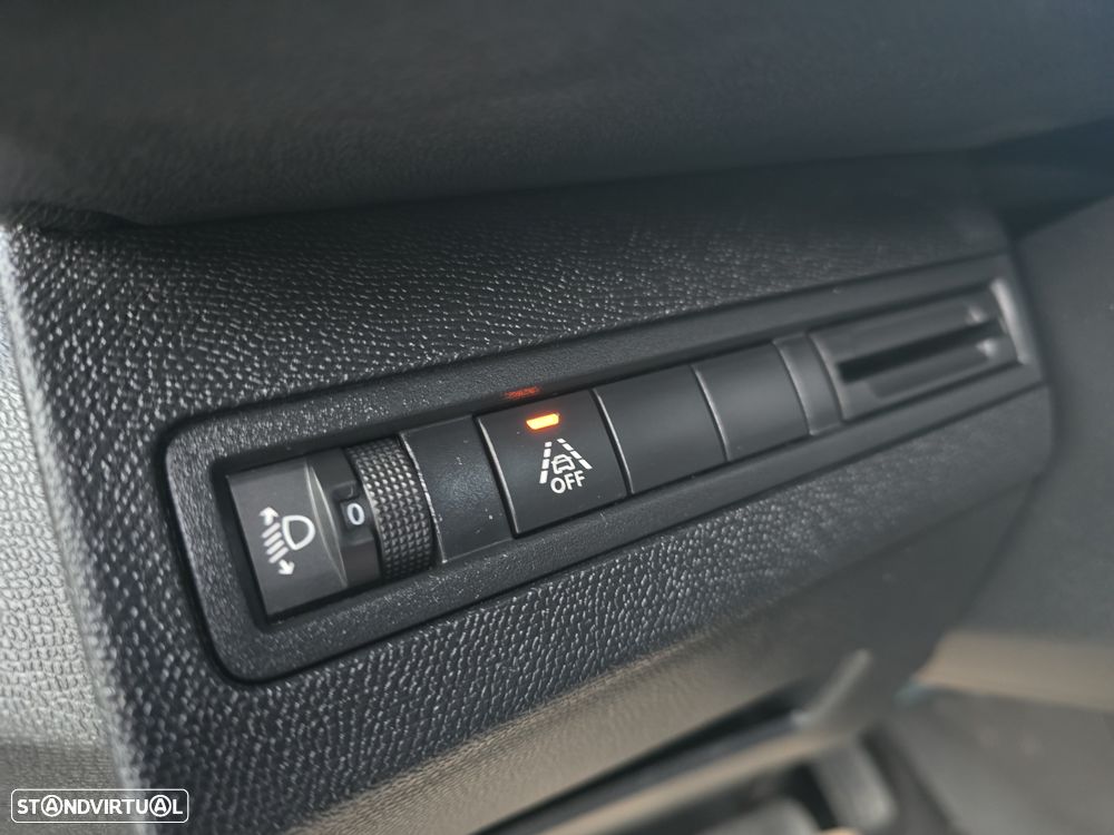 Peugeot 3008 BlueHDi 130 Stop & Start EAT8 Allure - 33