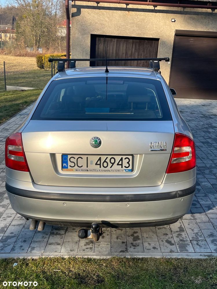 Skoda Octavia 2.0 TDI Ambiente - 2