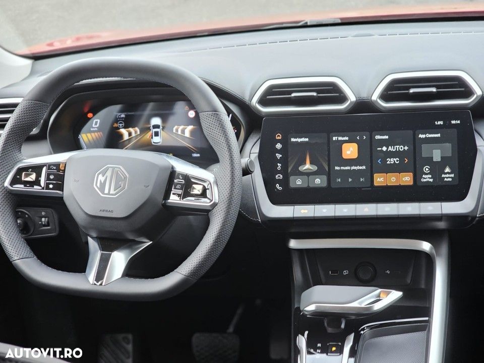 MG ZS HEV Hybrid+ Luxury - 12