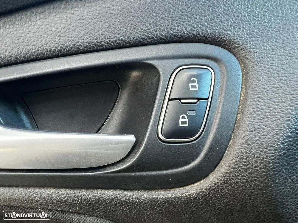 Ford Focus 1.6 TDCi Titanium - 40