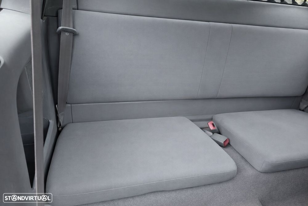 Toyota Hilux 4x4 Extra Cab Sol - 23