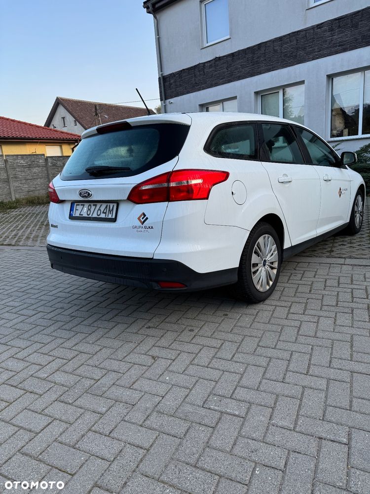 Ford Focus - 19