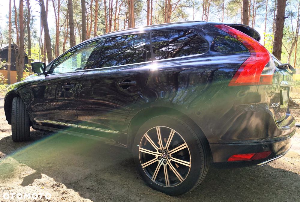 Volvo XC 60 T5 Geartronic Momentum - 16