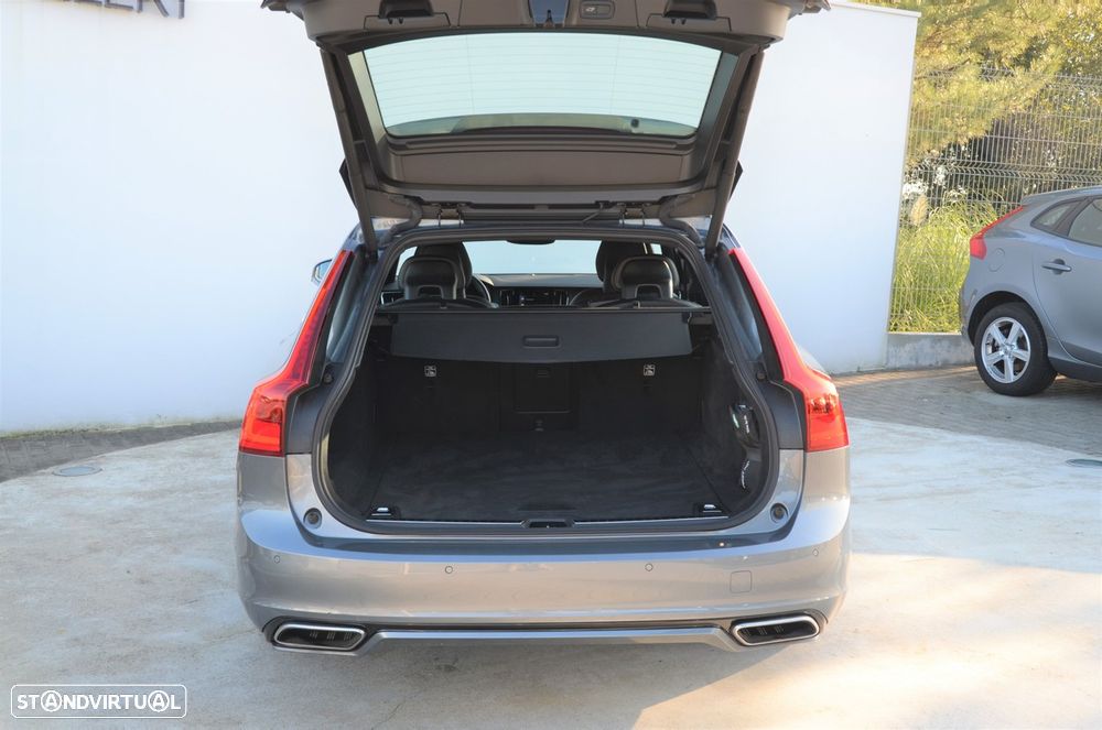 Volvo V90 2.0 D4 R-Design Geartronic - 4