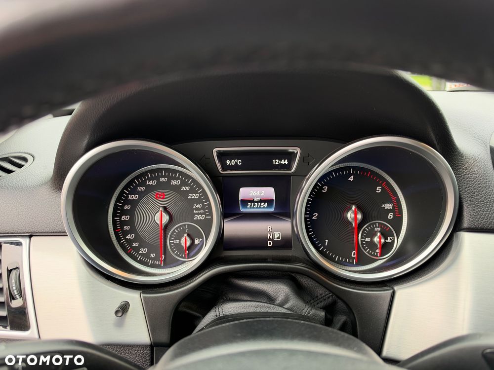 Mercedes-Benz GLE 350 d 4Matic 9G-TRONIC AMG Line - 10