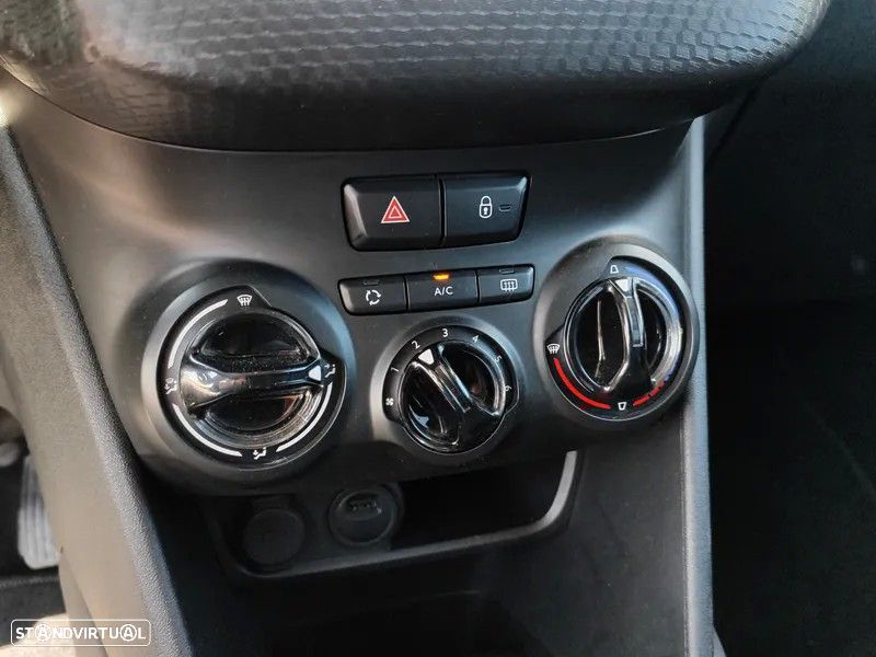 Peugeot 208 1.5 BlueHDi Signature - 10