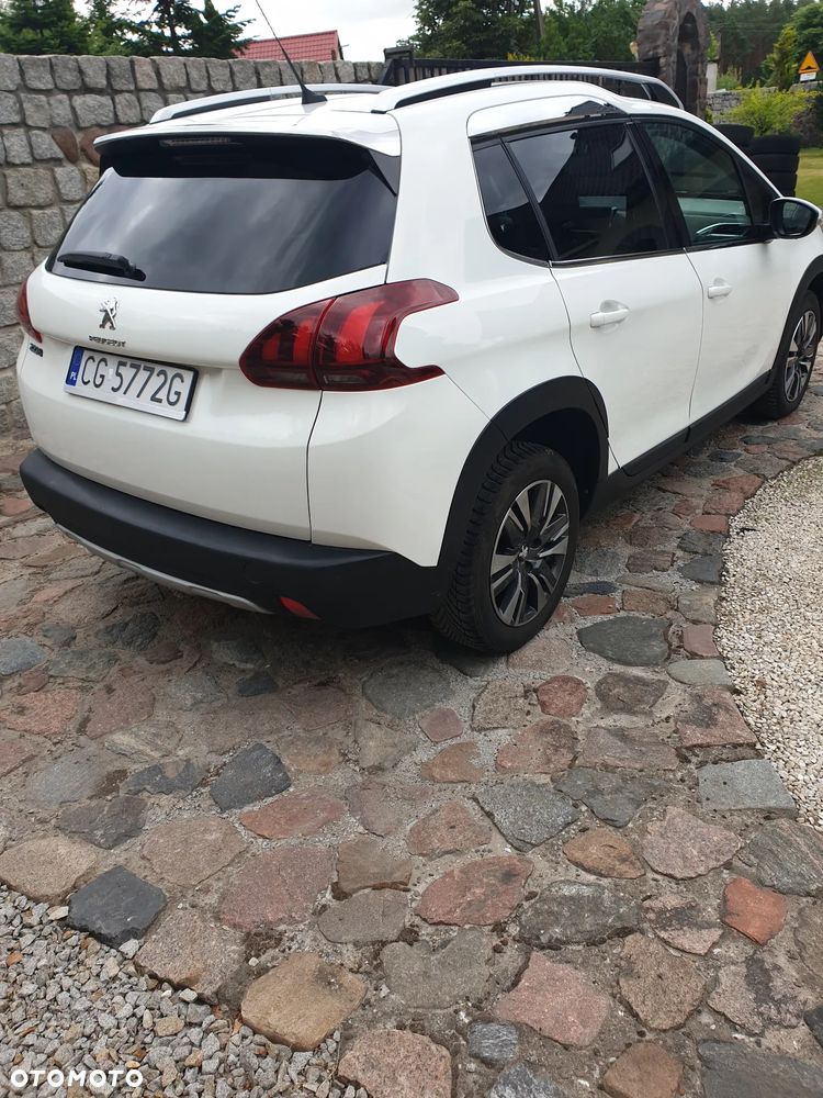 Peugeot 2008 PureTech 110 Stop&Start EAT6 Allure - 6